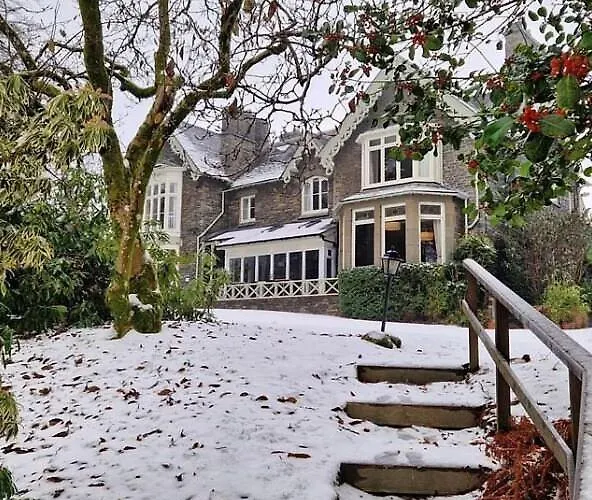 Ambleside Manor - Vegetarian B&B